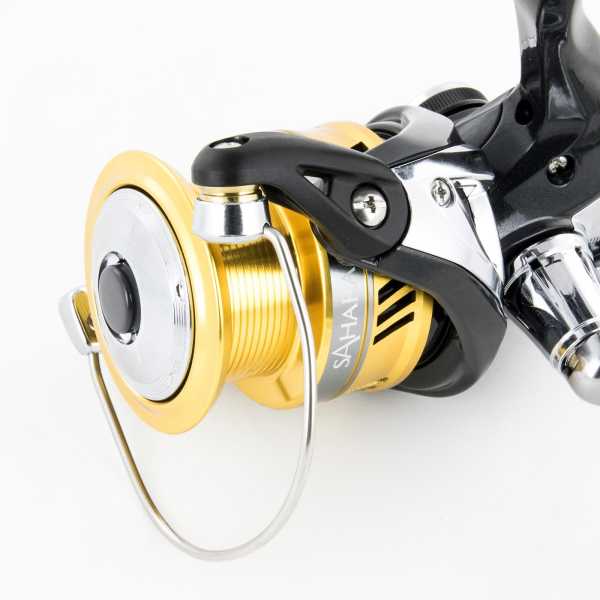 Макара Shimano Sahara 3000SR